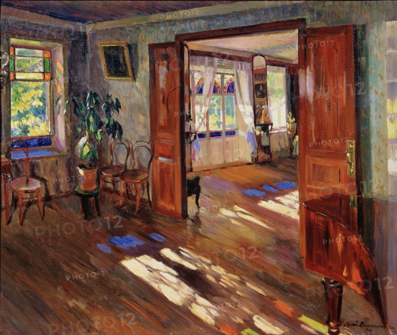 In a house, 1914. Artist: Vinogradov, Sergei Arsenyevich (1869-1938)