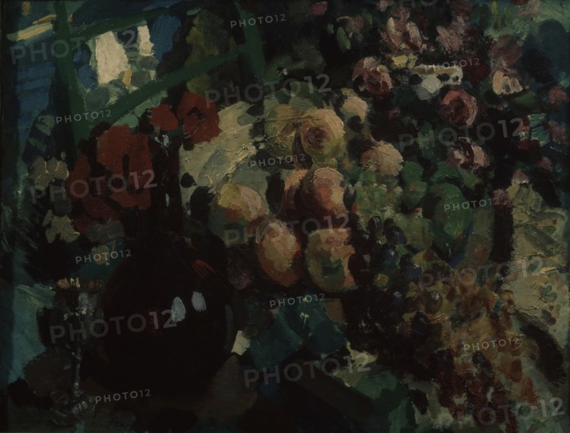 Still life. Vine and fruits, 1917. Artist: Korovin, Konstantin Alexeyevich (1861-1939)
