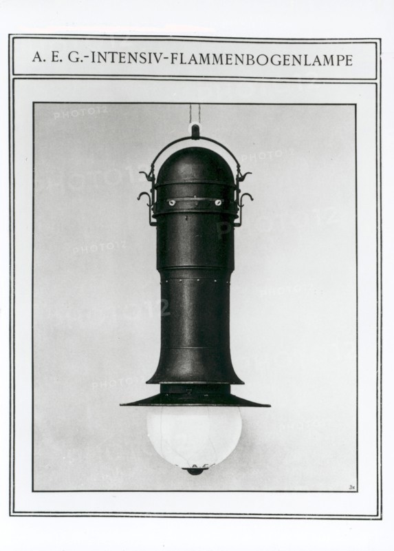 AEG Intensive Flame Arc Lamp. Artist: Behrens, Peter (1868-1940)