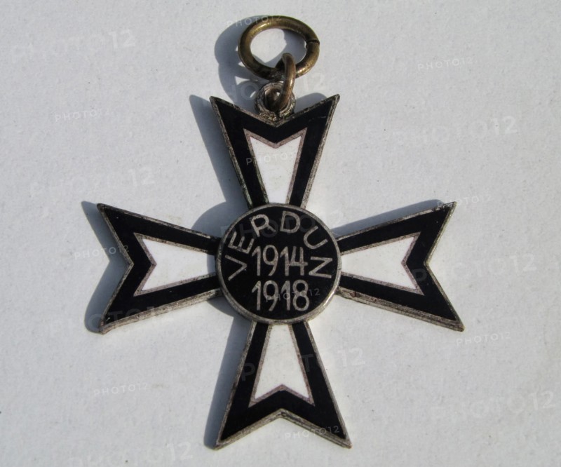 The Verdun cross (Cross commemorating the battle of Verdun). Artist: Orders, decorations and medals