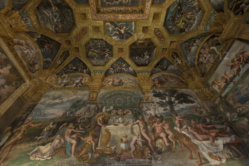 Fresco detail from the Chamber of Amor and Psyche, 1526-1534. Artist: Romano, Giulio (1499-1546)