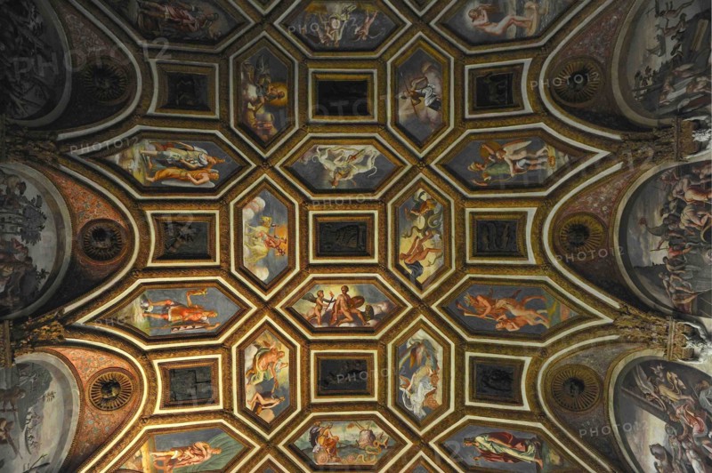 Ceiling decoration of the Camera dei Venti (Chamber of the Winds), 1526-1534. Artist: Romano, Giulio (1499-1546)