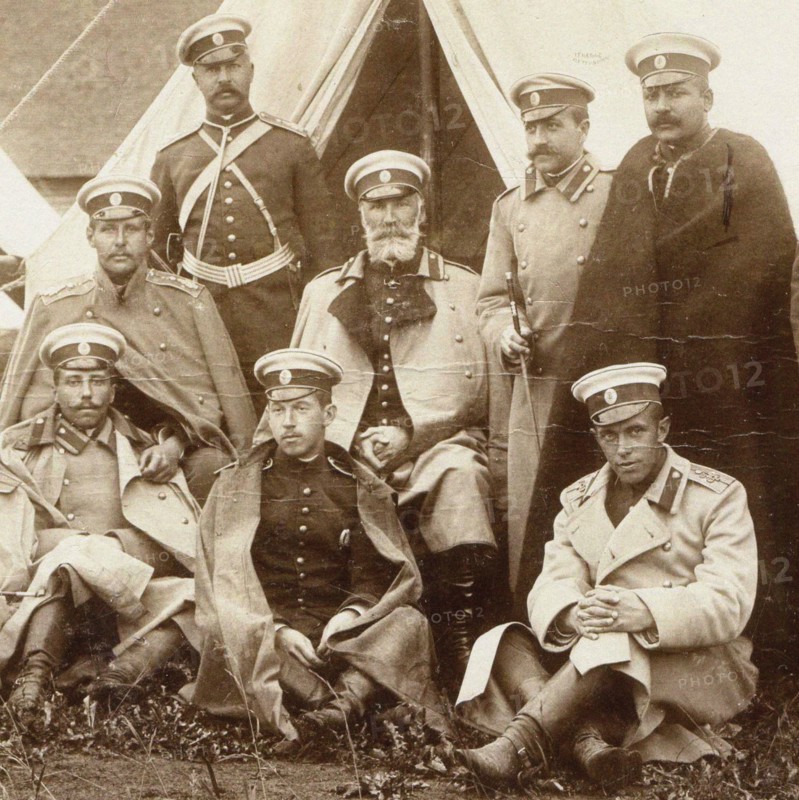 Nikolai Nikolaevich, prince Odoevsky-Maslov (in the middle) with the officers of the Life Guard Cava Artist: Anonymous