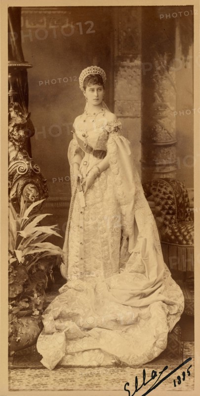Portrait of Grand Duchess Elizaveta Fyodorovna (1864-1918), Princess Elizabeth of Hesse and by Rhine