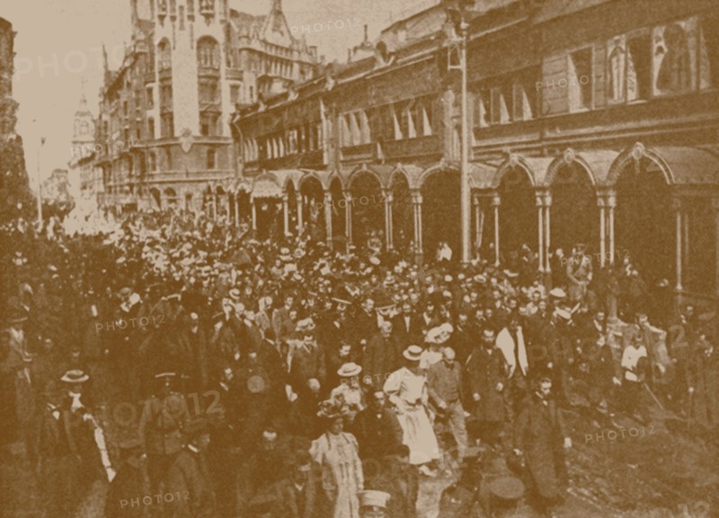 Funeral procession of Nikolai Rimsky-Korsakov in Petersburg, 1908.