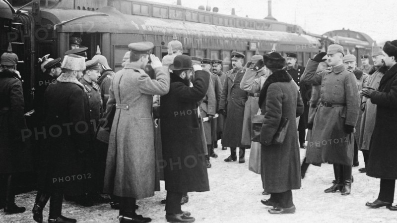Meeting of Russian and Austro-Hungarian Military Officers in Brest-Litovsk, 1918, 1918.