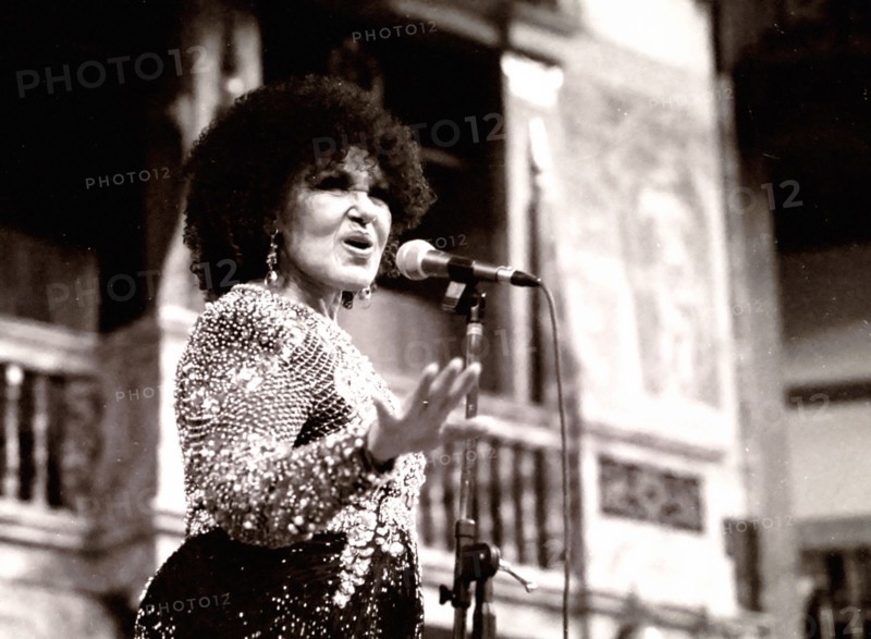 Cleo Laine, The Globe, London, 2000. Artist: Brian O'Connor
