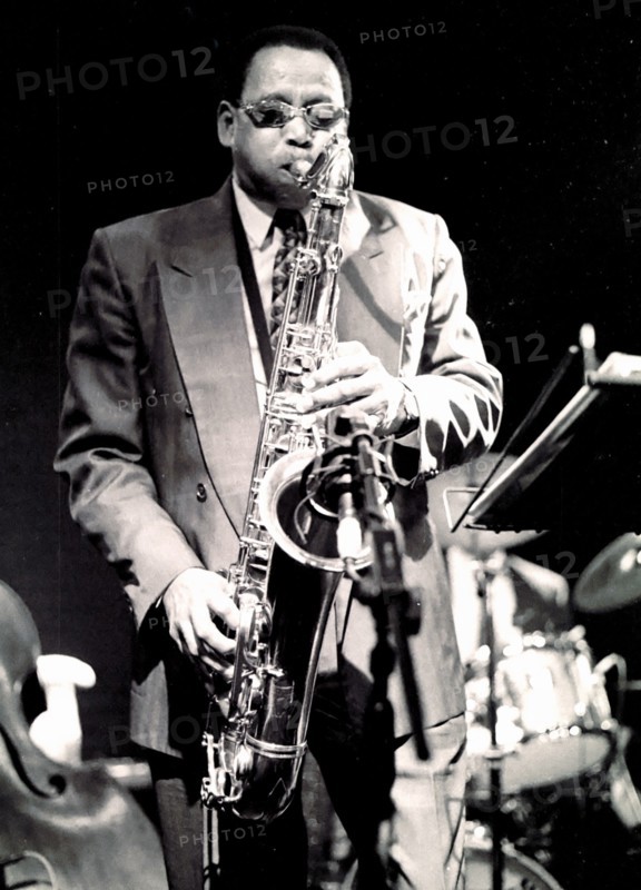 Odean Pope, Ronnie Scott's, London, 2000. Artist: Brian O'Connor