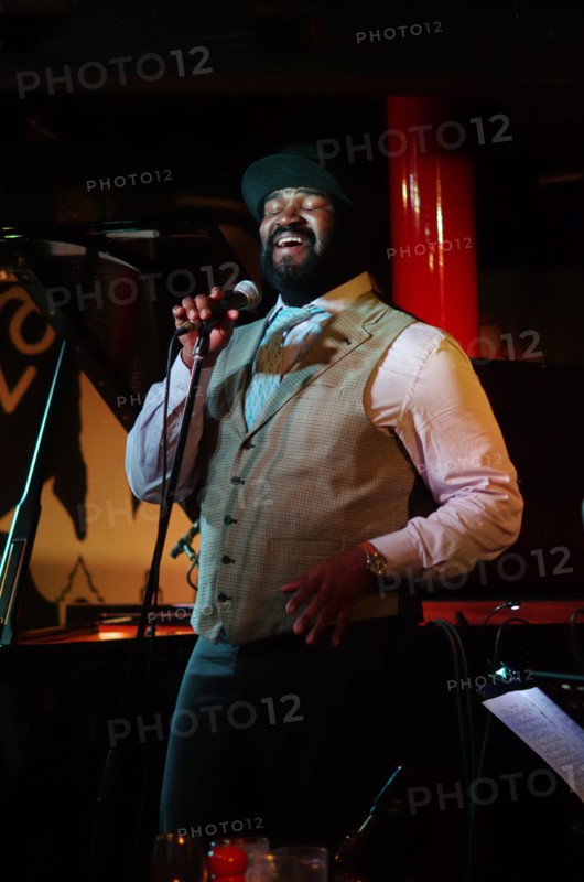 Gregory Porter, Pizza Express, Dean St, London, 2001. Artist: Brian O'Connor