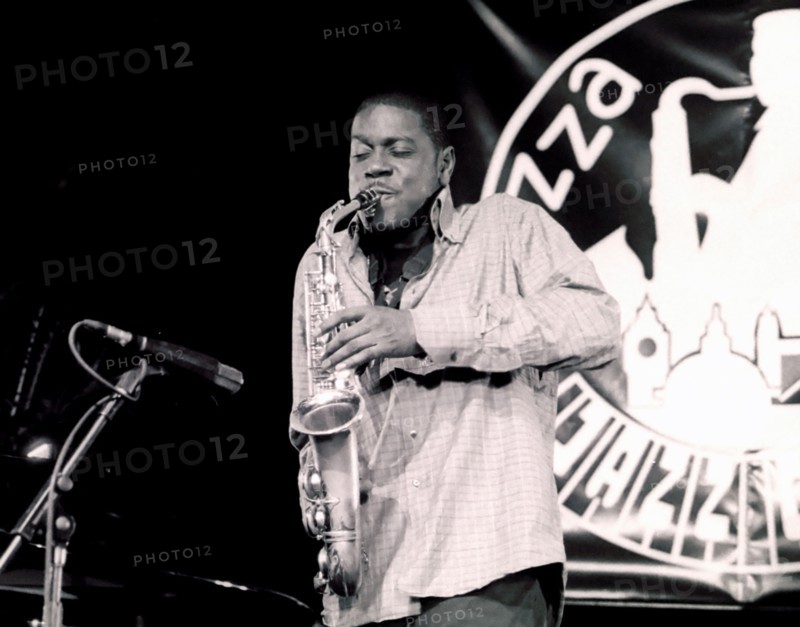 Soweto Kinch, Royal Festival Hall Foyer, London, 2002. Artist: Brian O'Connor