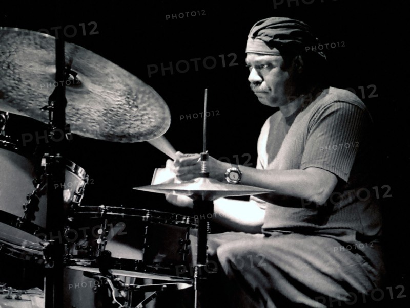Lenny White, Ronnie Scott's, London, 2002. Artist: Brian O'Connor