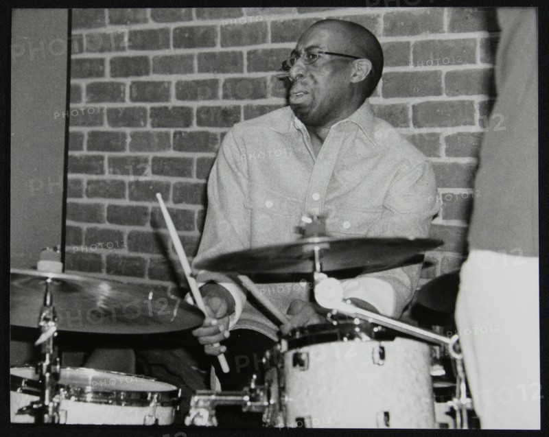 Drummer Rod Youngs playing at The Fairway, Welwyn Garden City, Hertfordshire, 25 January 2004. Artist: Denis Williams