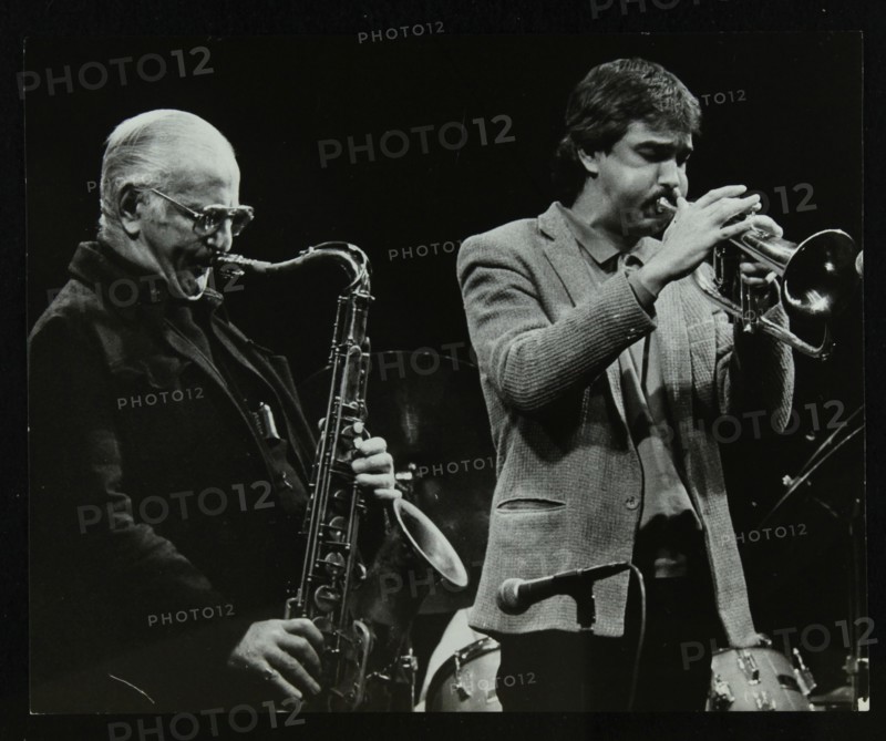 The Ronnie Scott Quintet at the Forum Theatre, Hatfield, Hertfordshire, 29 November 1985. Ronnie Sco Artist: Denis Williams