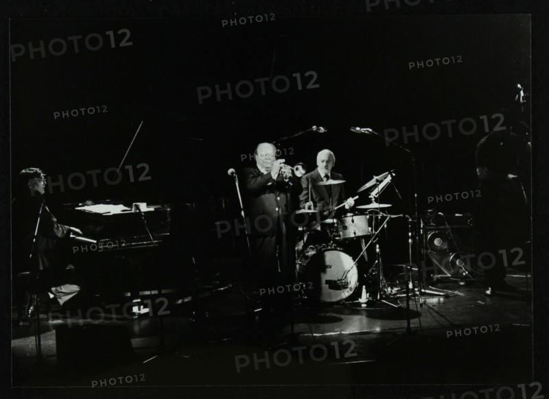 The Terry Lightfoot Band in concert at Oakmere House, Potters Bar, Hertfordshire, 7 October 1986. Artist: Denis Williams