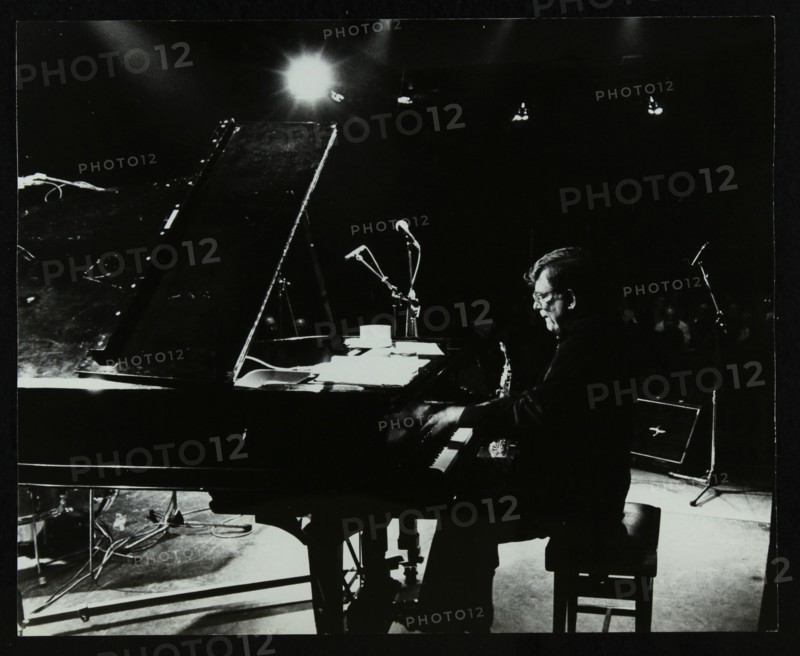 American pianist Dick Wellstood playing at Potters Bar, Hertfordshire, 1986. Artist: Denis Williams