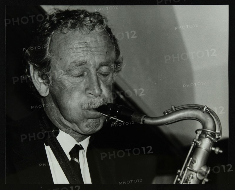 Spike Robinson playing the tenor saxophone at The Bell, Codicote, Hertfordshire, 11 September 1986. Artist: Denis Williams