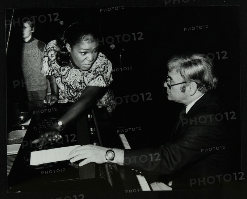 Singer Carrie Smith with her pianist Lou Stein, Forum Theatre, Hatfield, Hertfordshire, 1978. Artist: Denis Williams