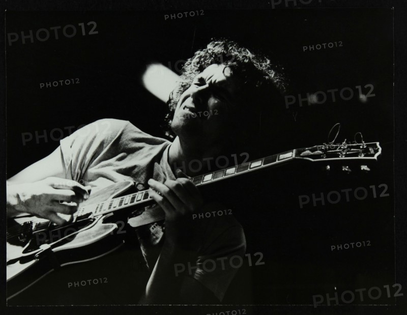 Guitarist John Etheridge playing at The Stables, Wavendon, Buckinghamshire. Artist: Denis Williams