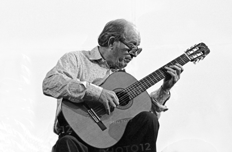 Charlie Byrd, Knebworth, 1978. Artist: Brian O'Connor.