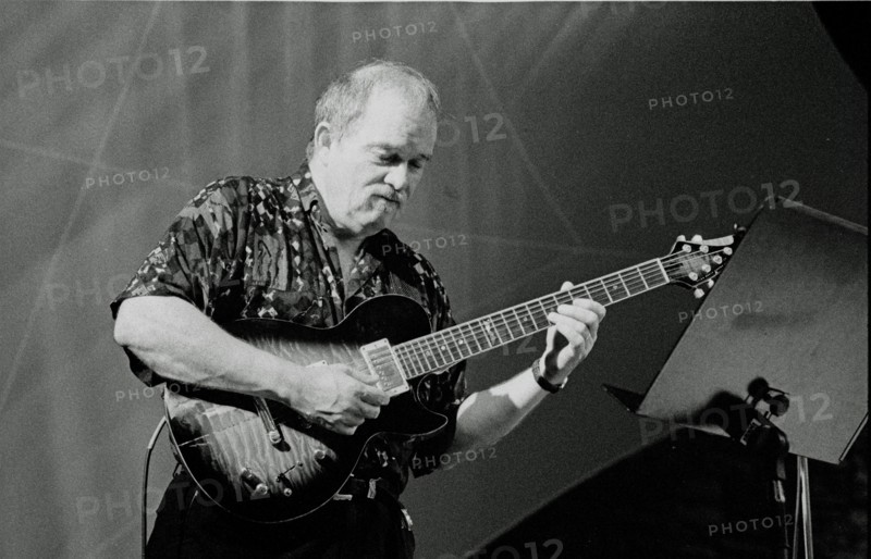 John Abercrombie, Brecon Jazz Festival, Powys, Wales, 2000. Artist: Brian O'Connor.