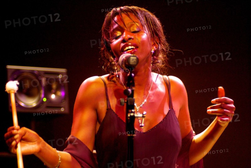 Lynieve Austin, The Warehouse, Croydon, 2007.   Artist: Brian O'Connor.