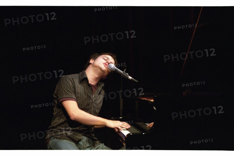 Jamie Cullum, Hawth, Crawley, 2004.  Artist: Brian O'Connor.