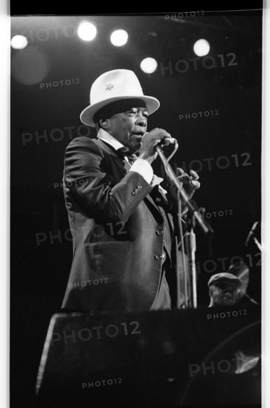 John Lee Hooker, Royal Festival Hall, London, 1988.  Artist: Brian O'Connor.
