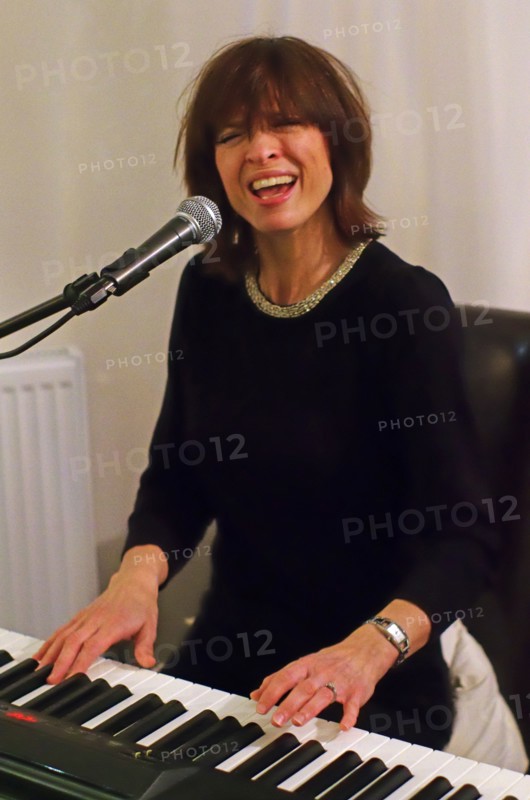 Eileen Hunter, Da Peppino, Horley, Surrey, 2013. Artist: Brian O'Connor.