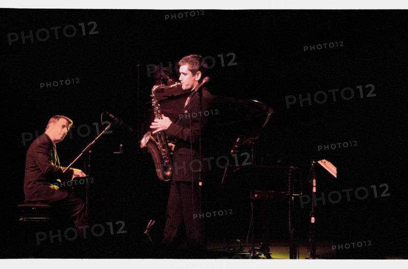 Curtis Stigers, Harlequin Theatre, Redhill, 2004.  Artist: Brian O'Connor.