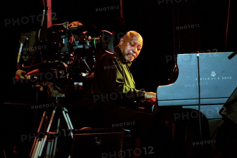 Kenny Barron, Brecon Jazz Festival, Brecon, Powys, Wales, 2004. Artist: Brian O'Connor.