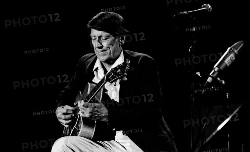 Tal Farlow, Capital Jazz Festival, Knebworth, Herts, July 82. Artist: Brian O'Connor.