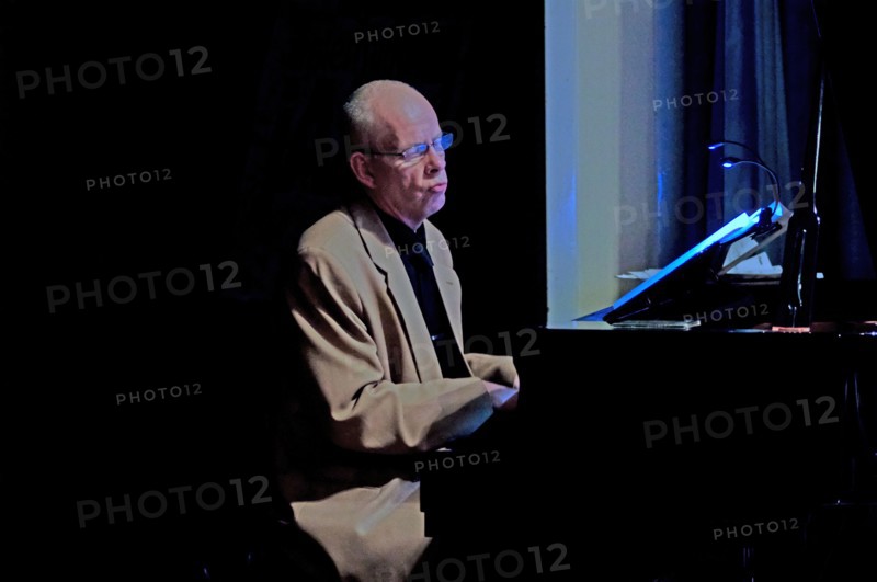 Richard Busiakiewicz, Watermill Jazz Club, Dorking, Surrey, Jan 2016. Artist: Brian O'Connor.