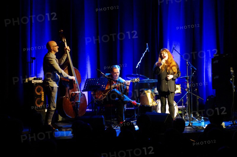 Christine Tobin, Dave Whitford (Bass), Ropetackle Arts Centre, Shoreham, West Sussex, Jan 2016. Artist: Brian O'Connor.