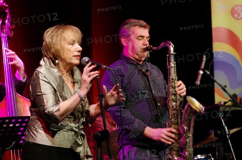 Mark Lockhart and Norma Winstone, Ropetackle Arts Centre, Shoreham, West Sussex, Jan 2016. Artist: Brian O'Connor.