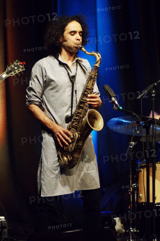 Idris Rahman, Ropetackle Arts Centre, Shoreham, West Sussex, Jan 2016. Artist: Brian O'Connor.
