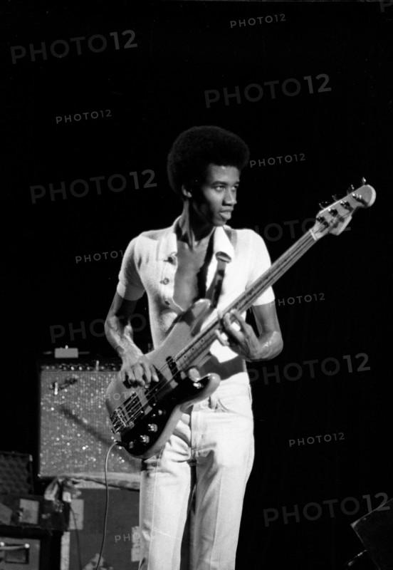 Alphonso Johnson, London, 1976.   Artist: Brian O'Connor.