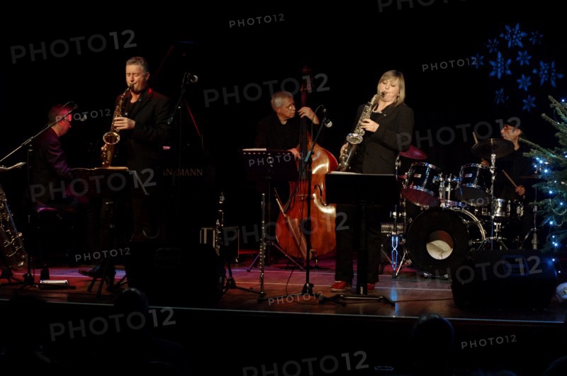 Bill Coleman with Dunstall, Exall, Roberts and Parnell, The Under Ground, Eastbourne, 2015. Artist: Brian O'Connor.