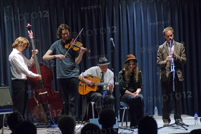 Louisa Jones, D O'Brien, T Gould JM Fagon and E Bleach, Watermill Jazz Club, Dorking, Surrey, 2015. Artist: Brian O'Connor.