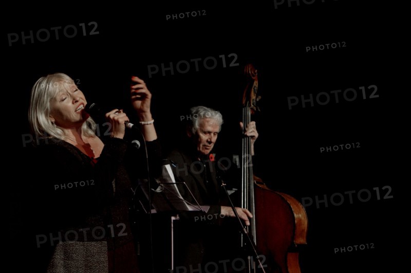 Tina May with Herbie Flowers, Hawth, Crawley, West Sussex, Nov 2015. Artist: Brian O'Connor.