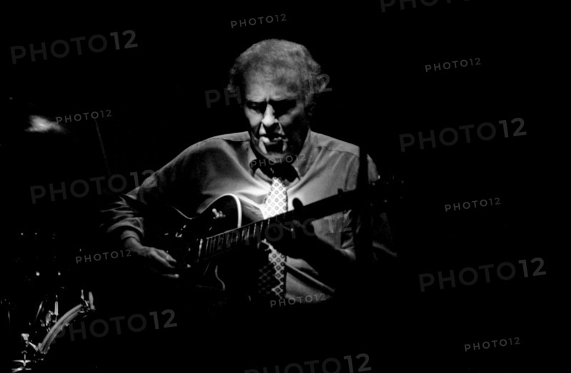 Herb Ellis, Ronnie Scott's, Soho, London, November, 1981. Artist: Brian O'Connor.
