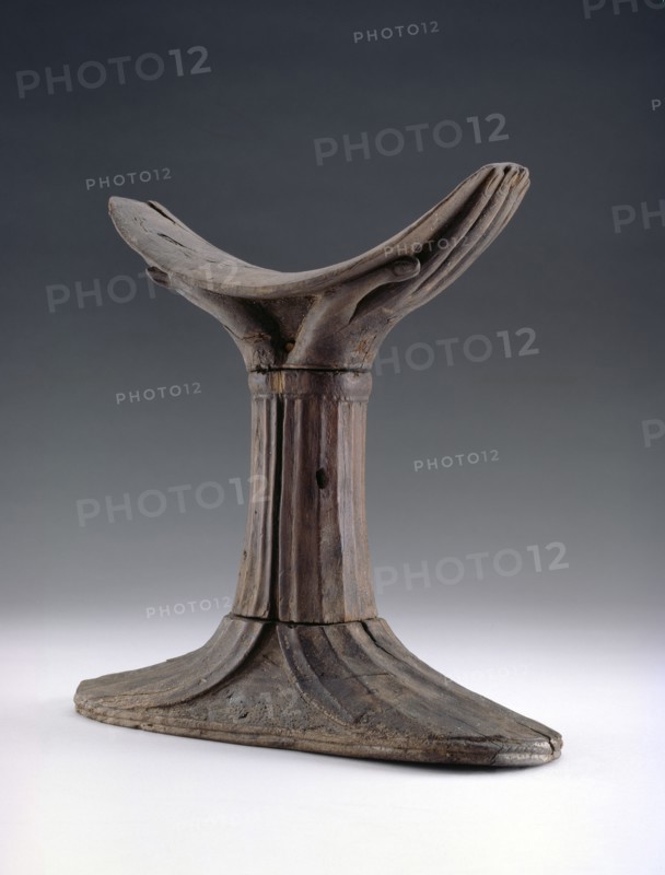 Wooden headrest, First Intermediate Period (c2125 BC-c1975 BC). Artist: Unknown.