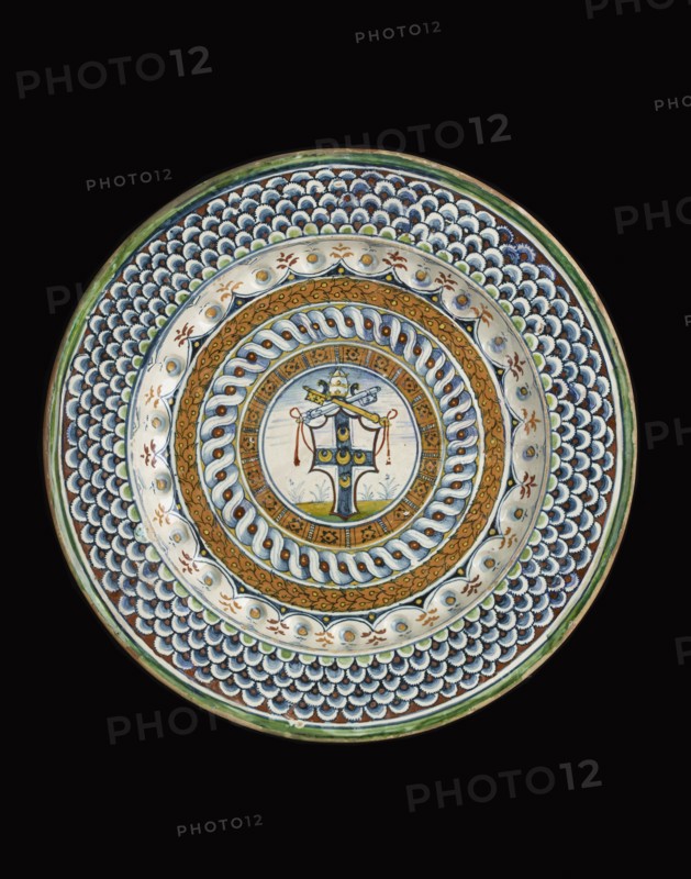 Plate with arms of Pope Pius III (Francesco Todeschere Piccolomini), 1503. Artist: Unknown.