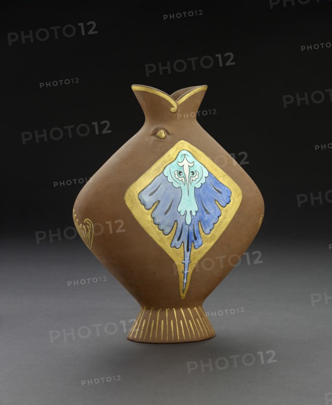 Skate vase, c1872. Artist: Unknown.