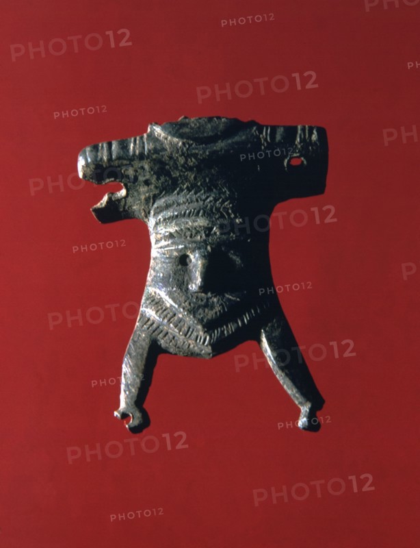 Bronze rivet, human figure shaped, of a furniture from Pamplona.