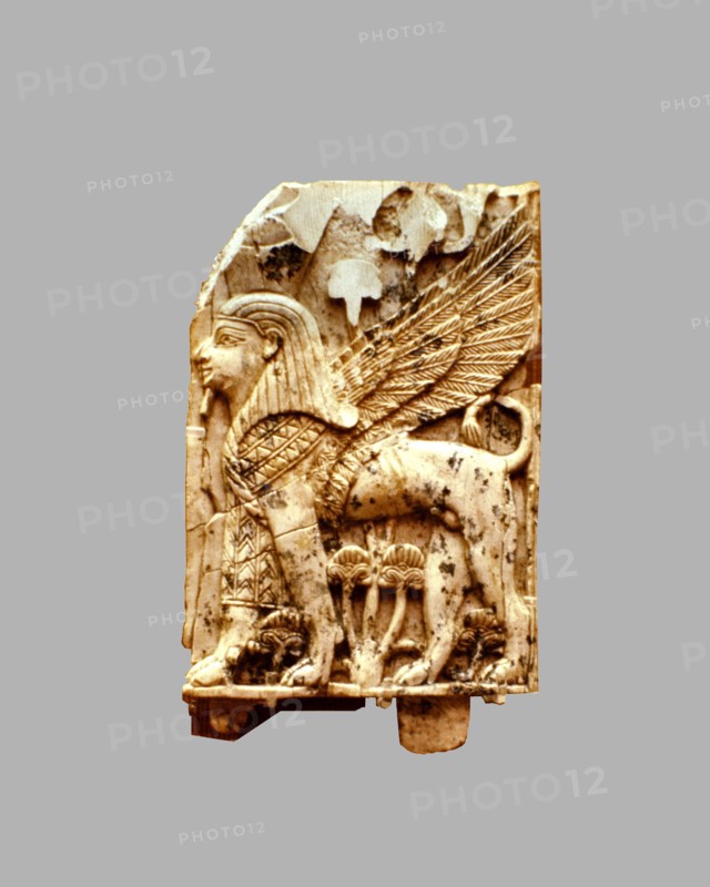 Ivory plaque with the representation of a sphinx.
