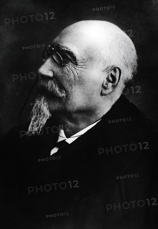 José Echegaray, (Madrid, 1832-1916), Spanish playwright, writer, engineer and mathematician, Nobe?