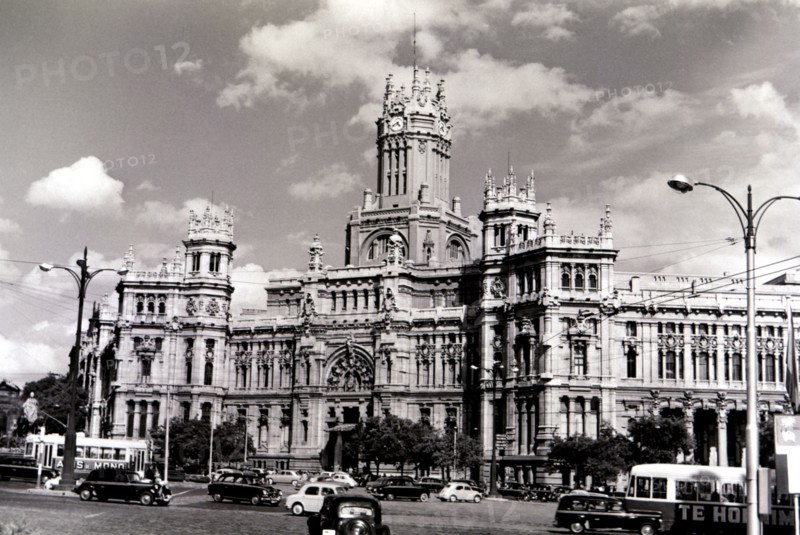 Communications Palace, Madrid (1950-1955).