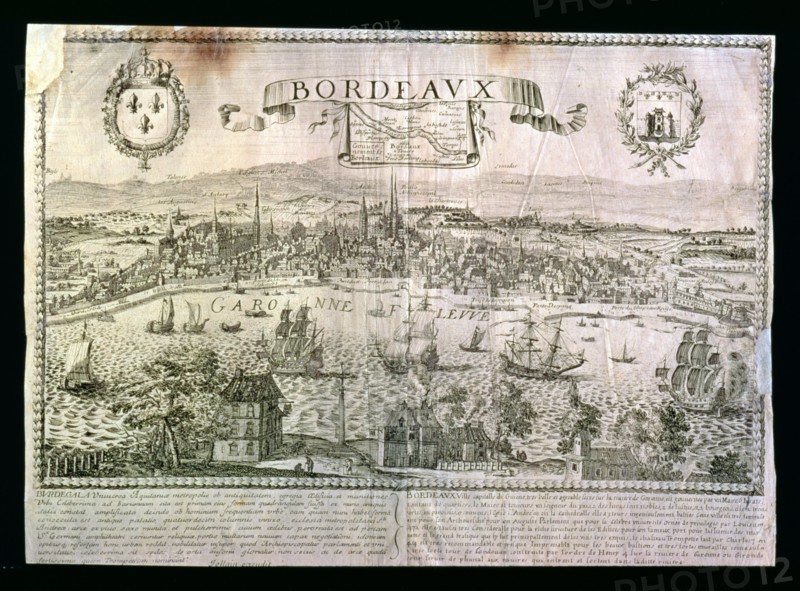 View of the city of Bordeaux with the Garonne river, metal engraving signed by Jollain.