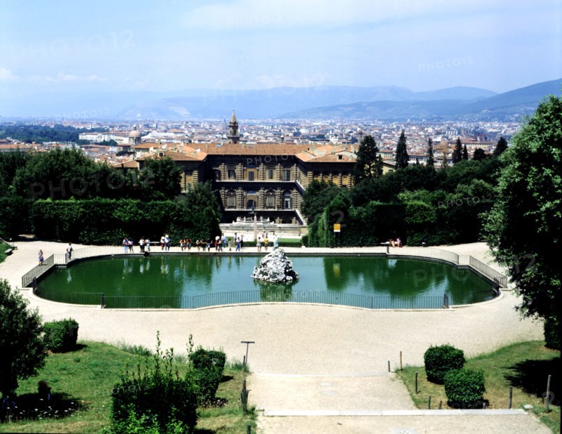 Pitti Palace, built according to plans by Brunelleschi with the city of Florence at background an?