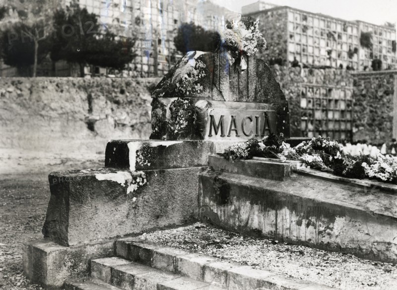 Tomb of Francesc Macia, president of the Generalitat de Catalonia.